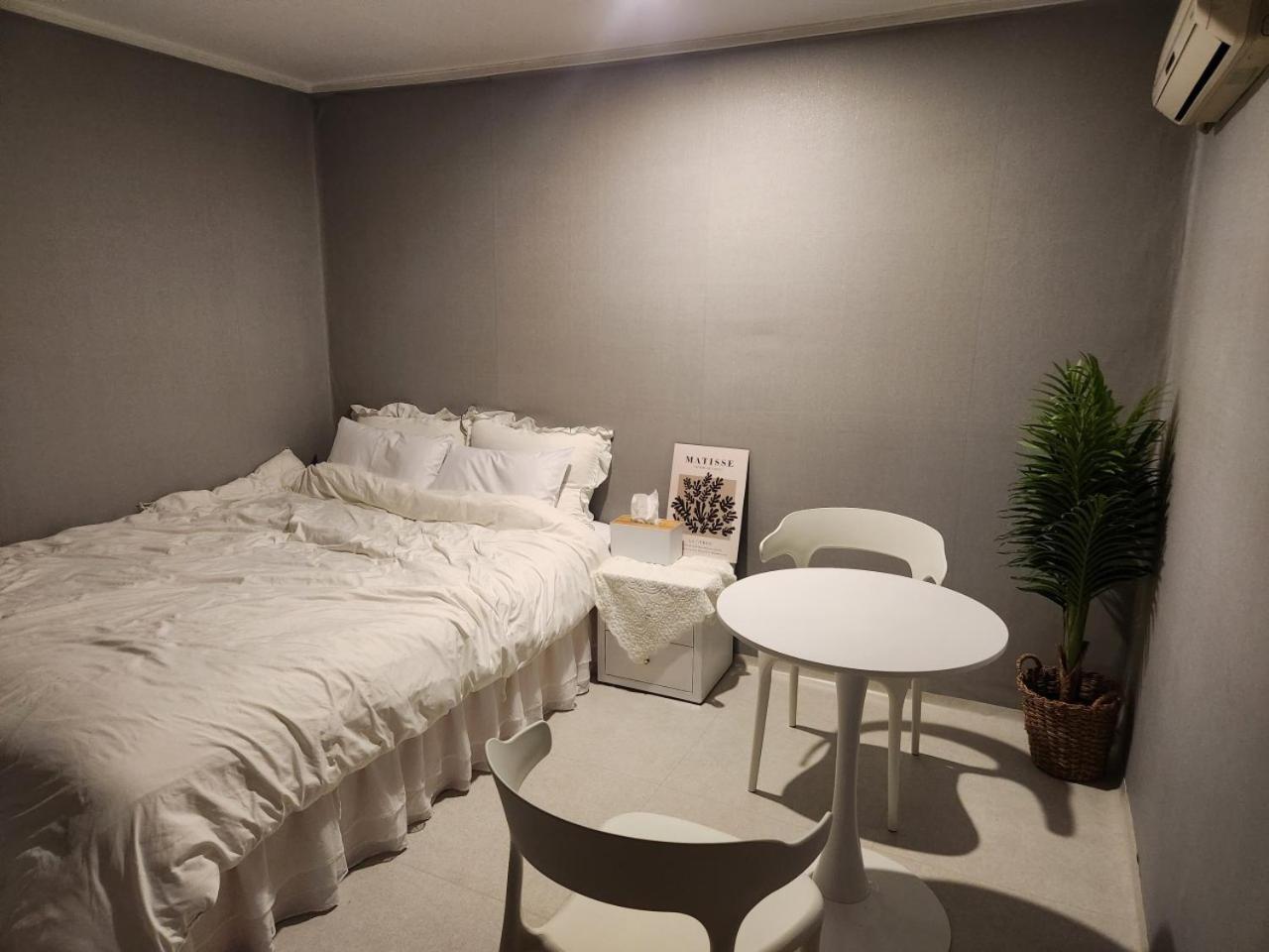 Stay Mido Busan Exterior photo